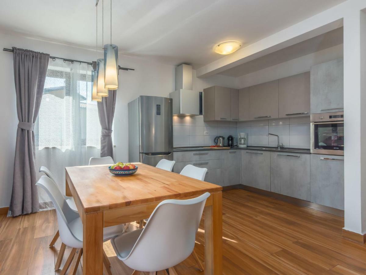 Holiday Home Villa Joy By Interhome Novigrad Istria 外观 照片