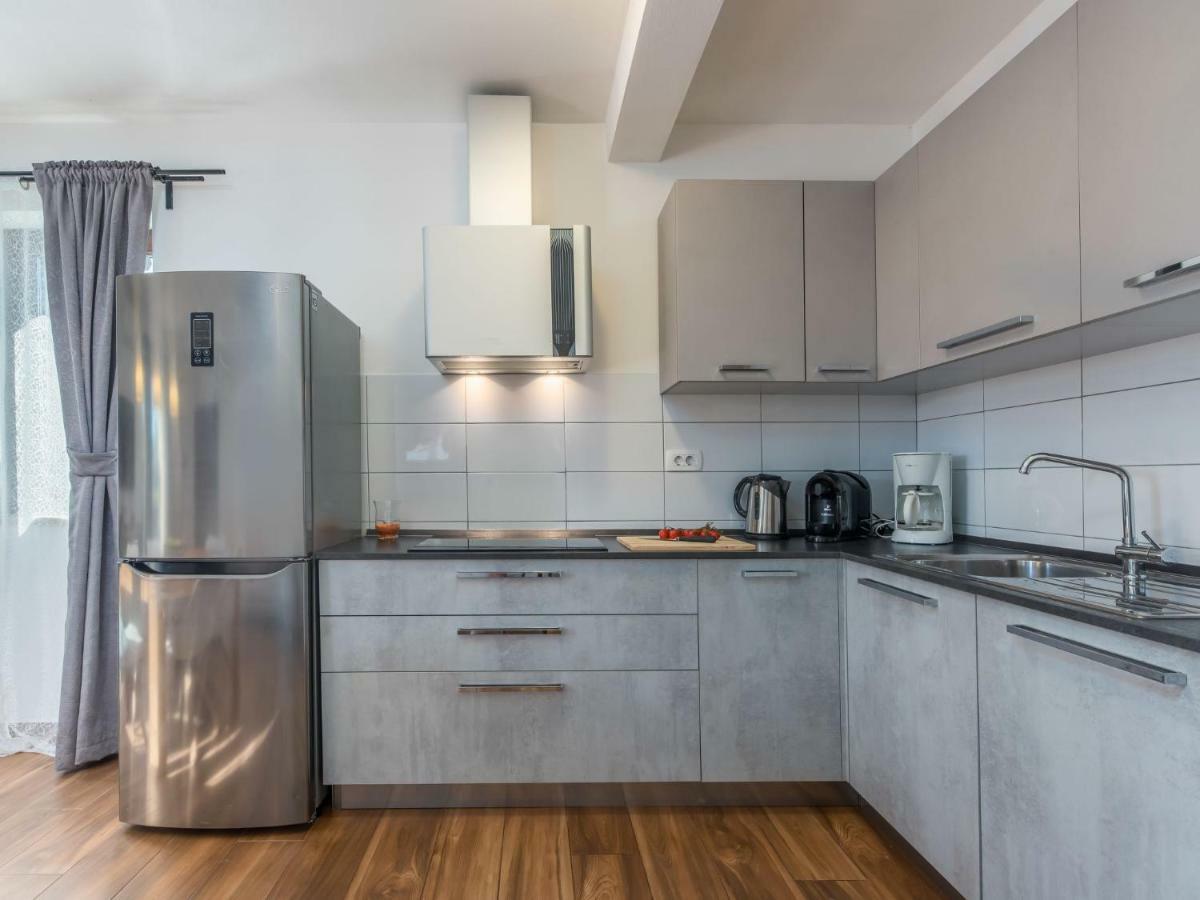 Holiday Home Villa Joy By Interhome Novigrad Istria 外观 照片
