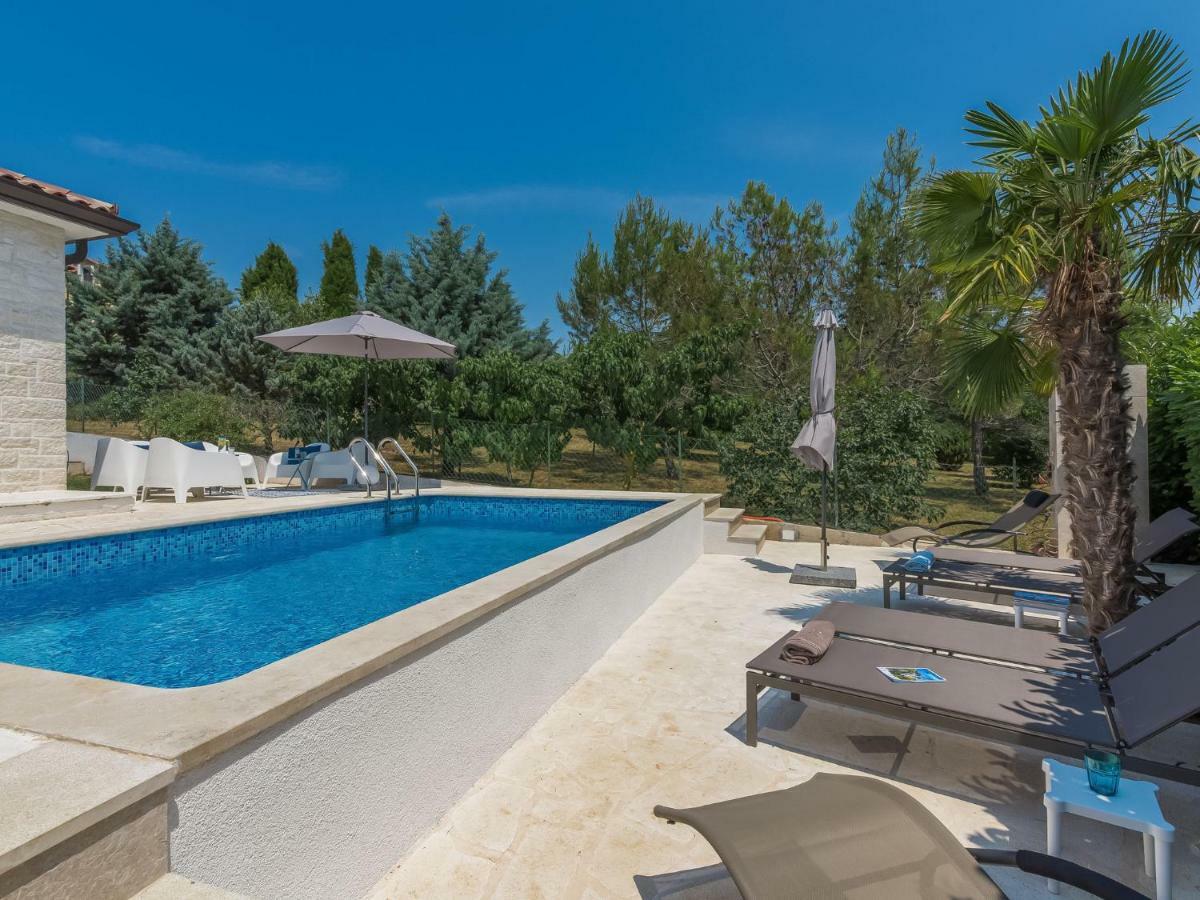 Holiday Home Villa Joy By Interhome Novigrad Istria 外观 照片