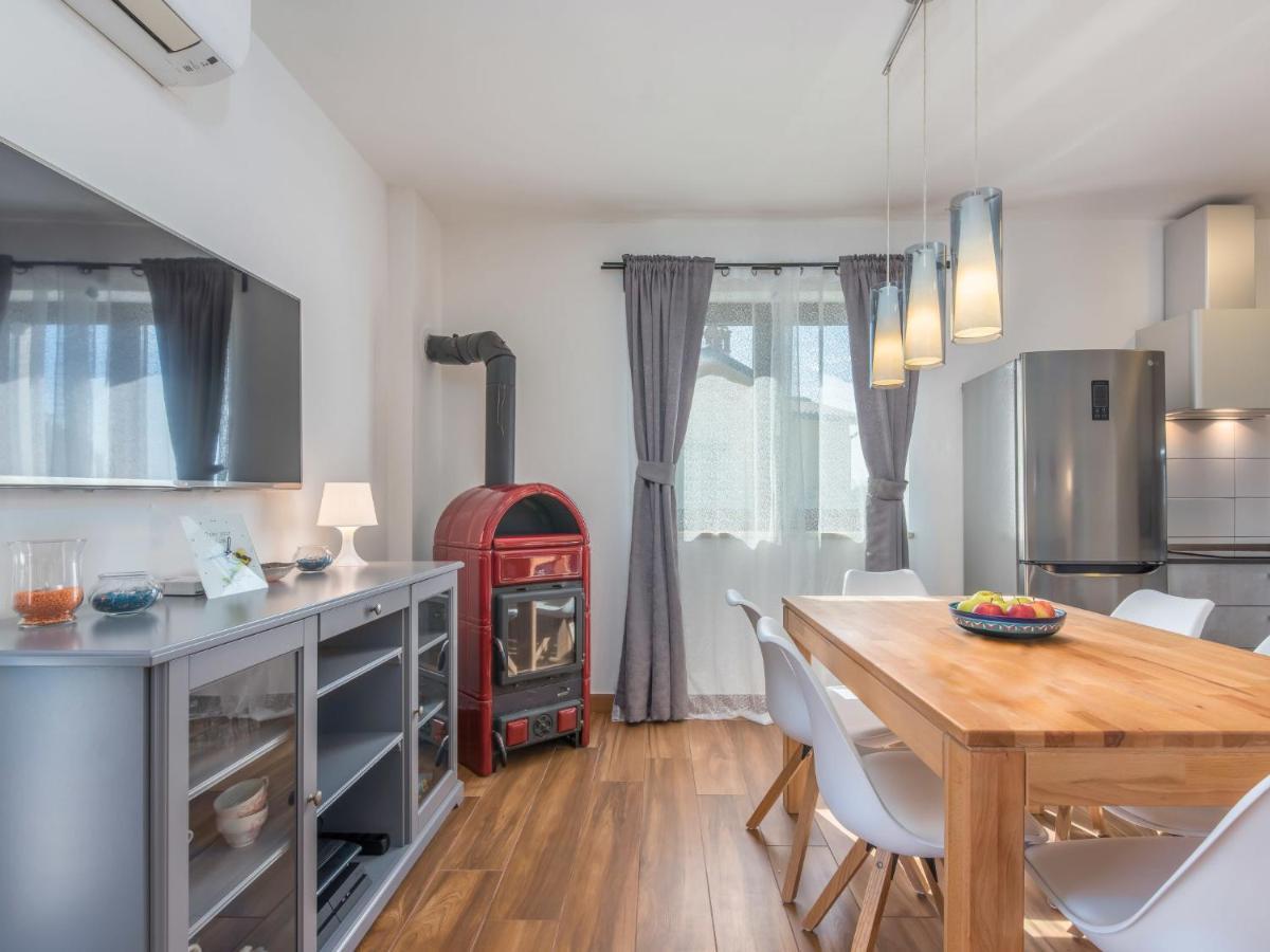 Holiday Home Villa Joy By Interhome Novigrad Istria 外观 照片