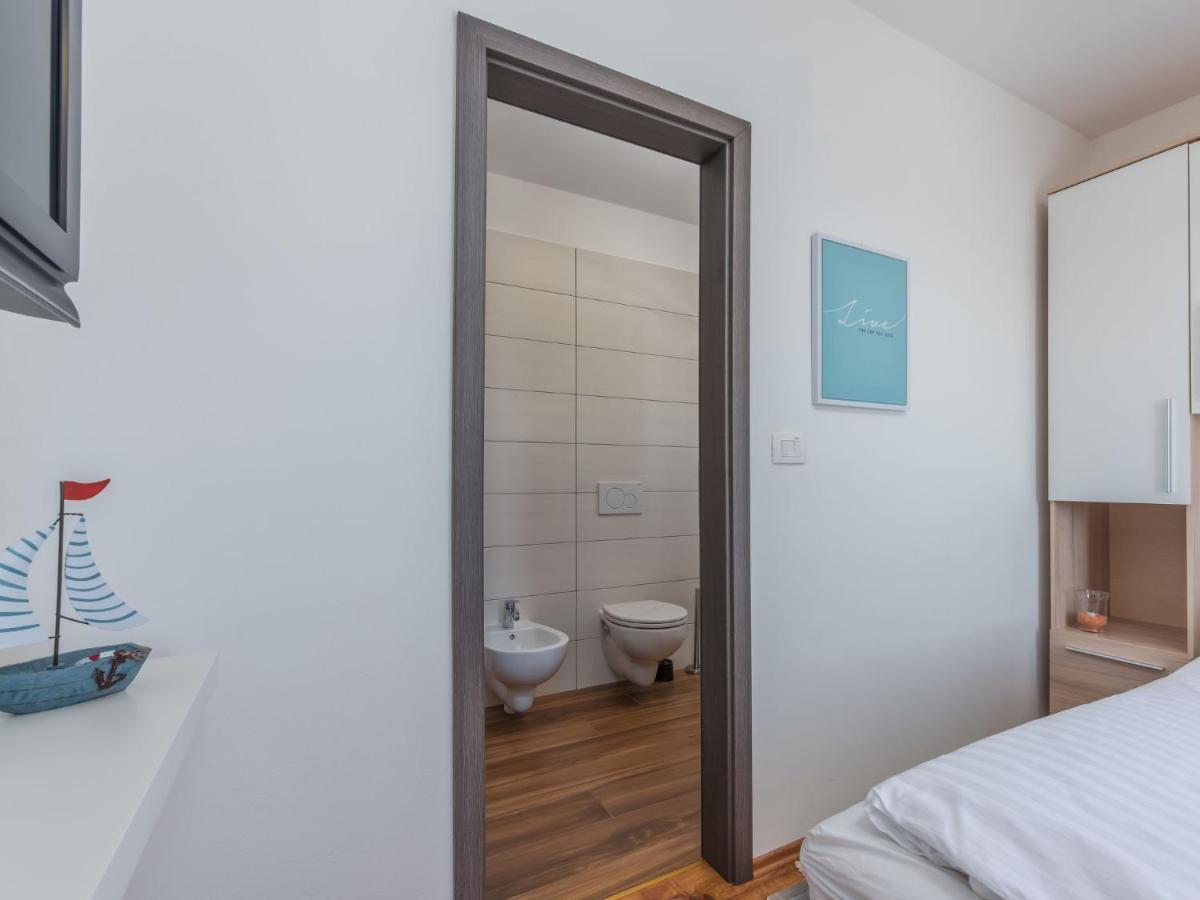 Holiday Home Villa Joy By Interhome Novigrad Istria 外观 照片