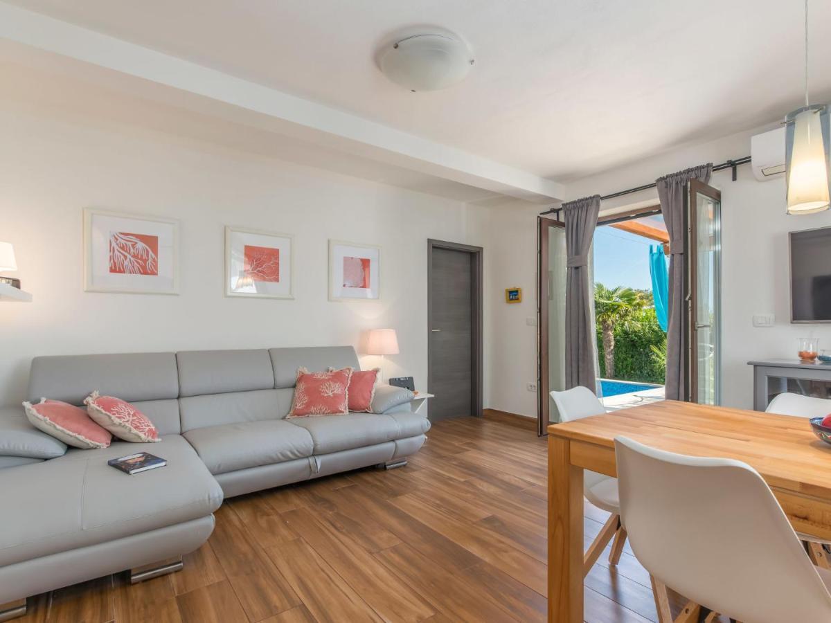 Holiday Home Villa Joy By Interhome Novigrad Istria 外观 照片